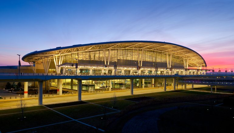 cover-story-Indianapolis-International-Airport-Terminal-770x439_c